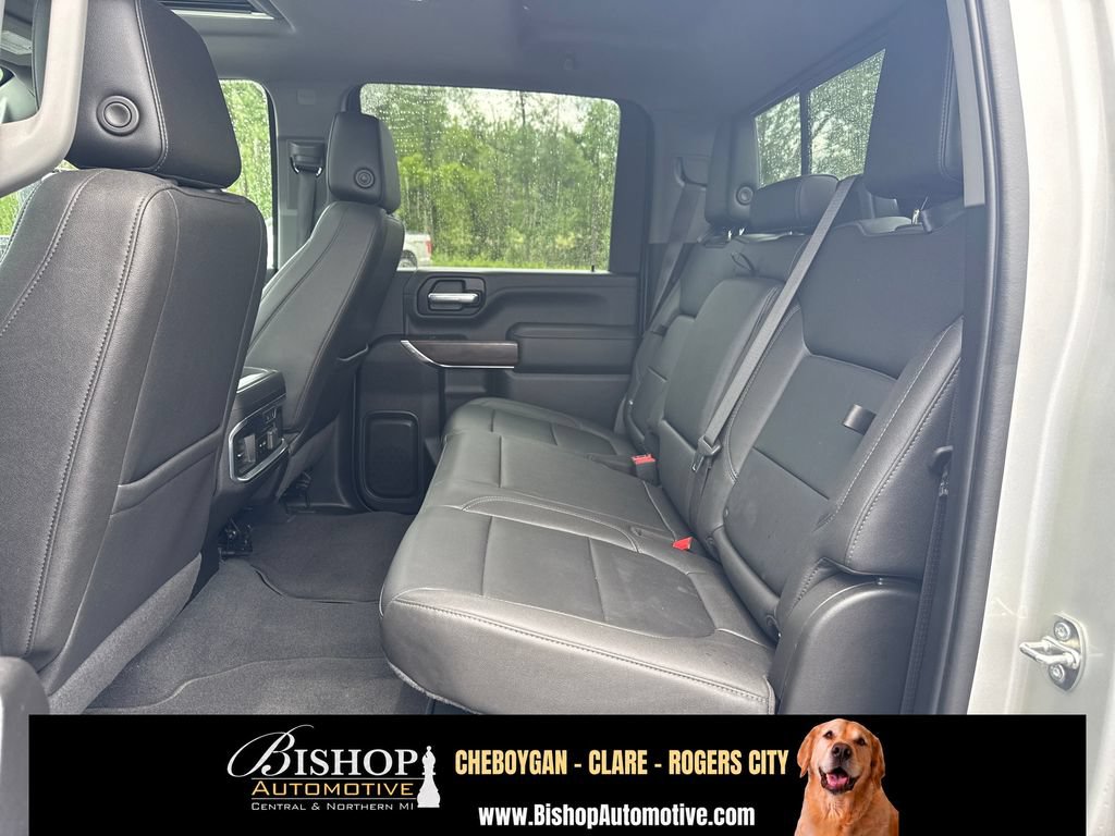 2023 GMC Sierra 2500 HD SLT image 17