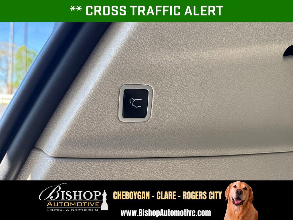 2024 Chrysler Pacifica Touring L - Photo 21