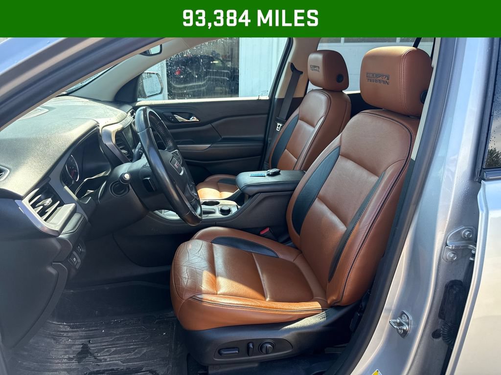 2019 GMC Acadia SLT vehicle photo 4