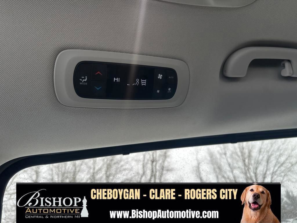 2024 Chrysler Pacifica Touring L - Photo 63