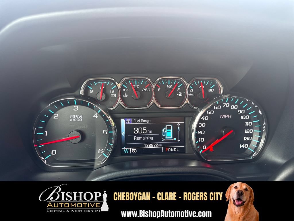 2018 Chevrolet Silverado 1500 LT vehicle photo 2
