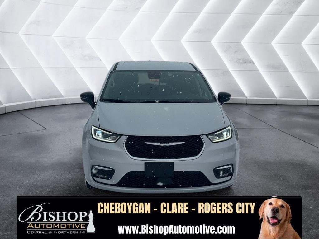 2024 Chrysler Pacifica Touring L - Photo 39