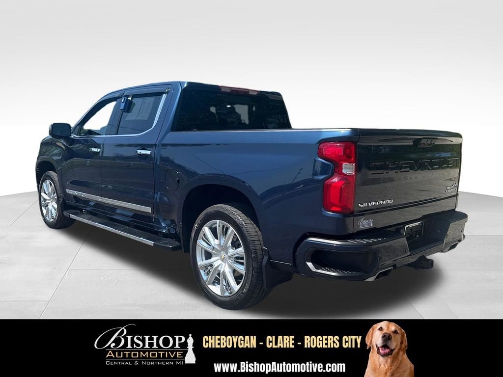 2023 Chevrolet Silverado 1500 High Country image 9