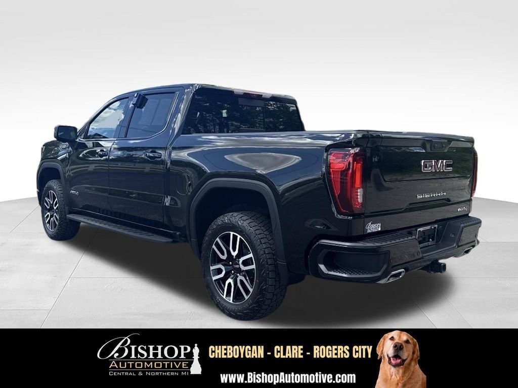 2025 GMC Sierra 1500 AT4 image 11