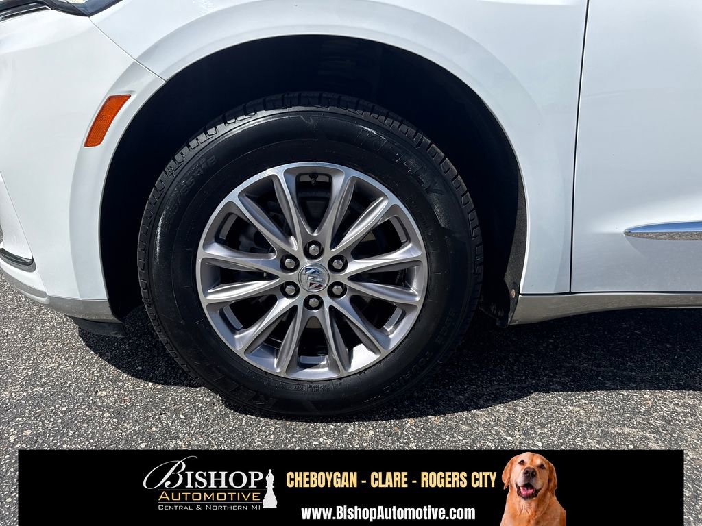 2023 Buick Enclave Essence image 15