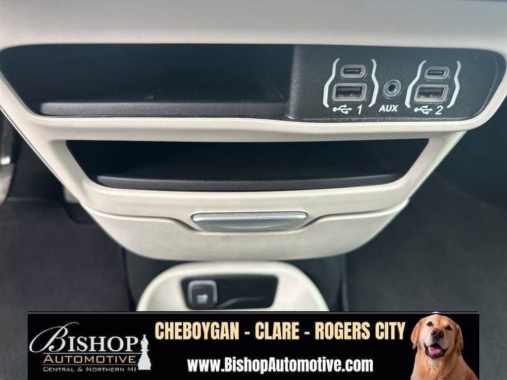 2024 Chrysler Pacifica Touring L - Photo 65