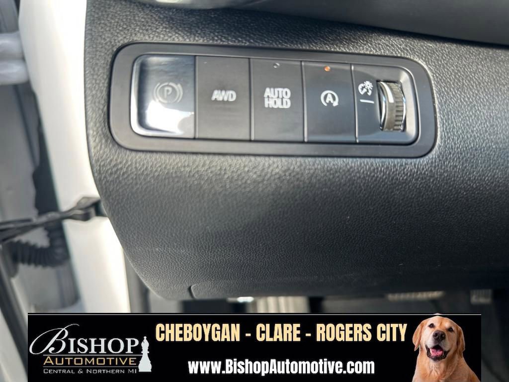 2025 Chevrolet Equinox LT - Photo 29