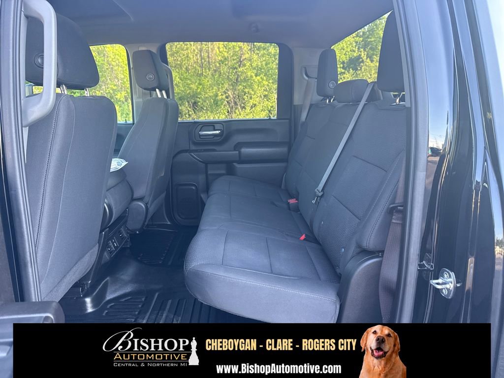 2024 GMC Sierra 3500 HD Pro image 17