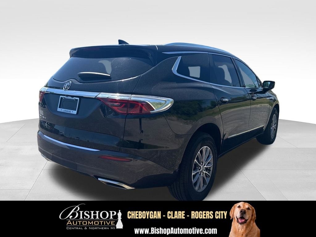 2024 Buick Enclave Essence image 11