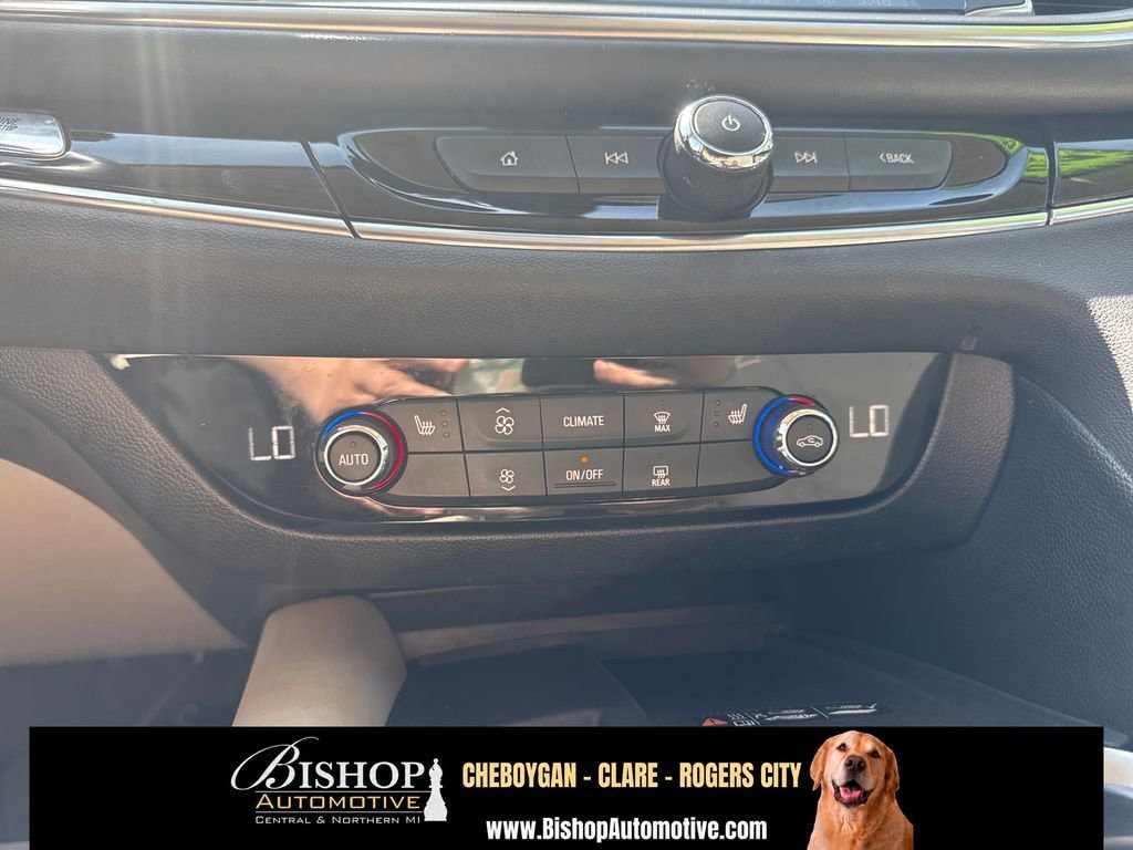 2023 Buick Enclave Essence image 20