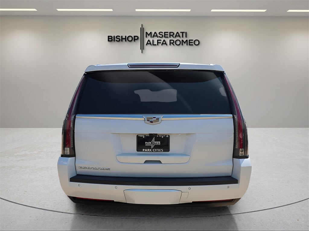 2018 Cadillac Escalade ESV Luxury photo 4