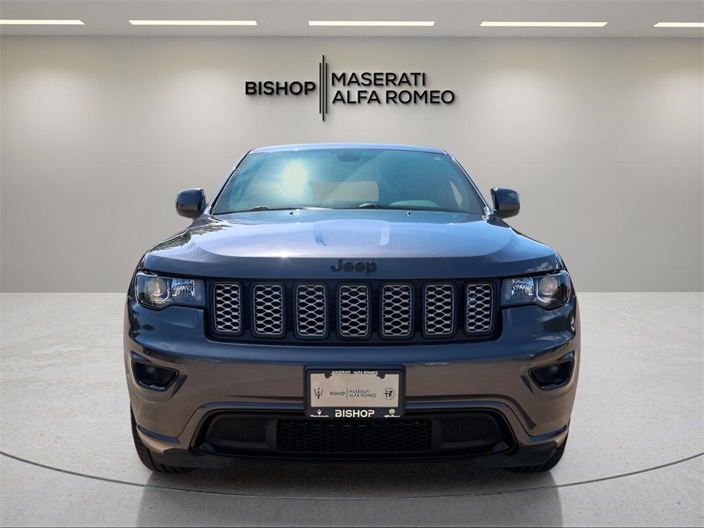 2019 Jeep Grand Cherokee Altitude photo 2