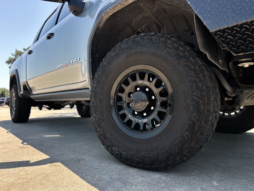 Used 2024 GMC Sierra 2500HD AT4X Truck