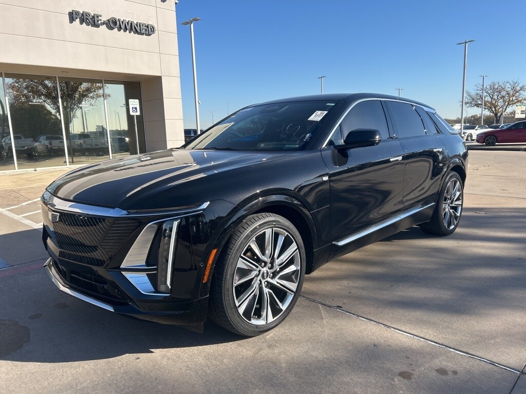 Used 2023 Cadillac Lyriq Luxury SUV