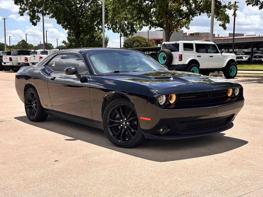 Used 2018 Dodge Challenger SXT Coupe