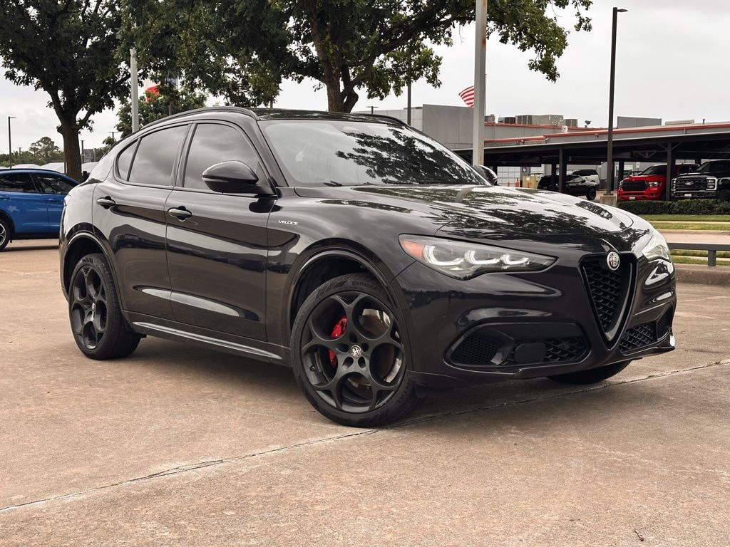 Used 2025 Alfa Romeo Stelvio Veloce SUV