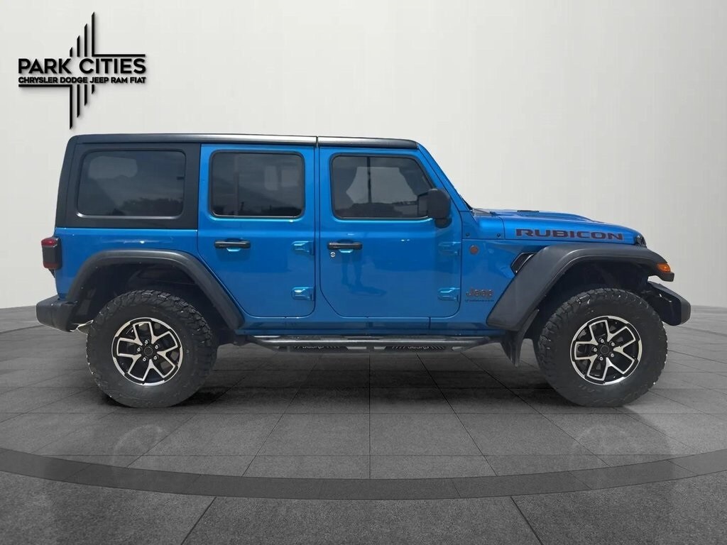2024 Jeep Wrangler Rubicon photo 2