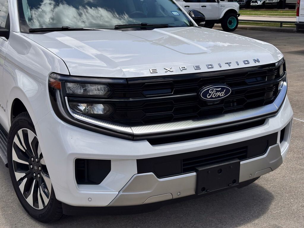 Used 2025 Ford Expedition Max Platinum SUV