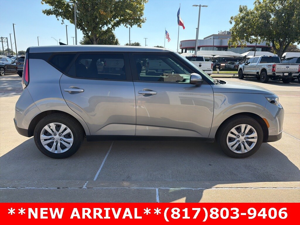 Used 2023 Kia Soul LX Hatchback