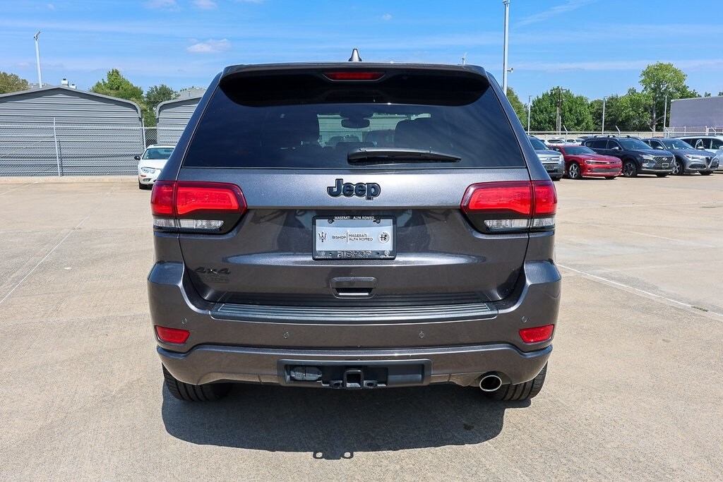 2019 Jeep Grand Cherokee Altitude photo 3