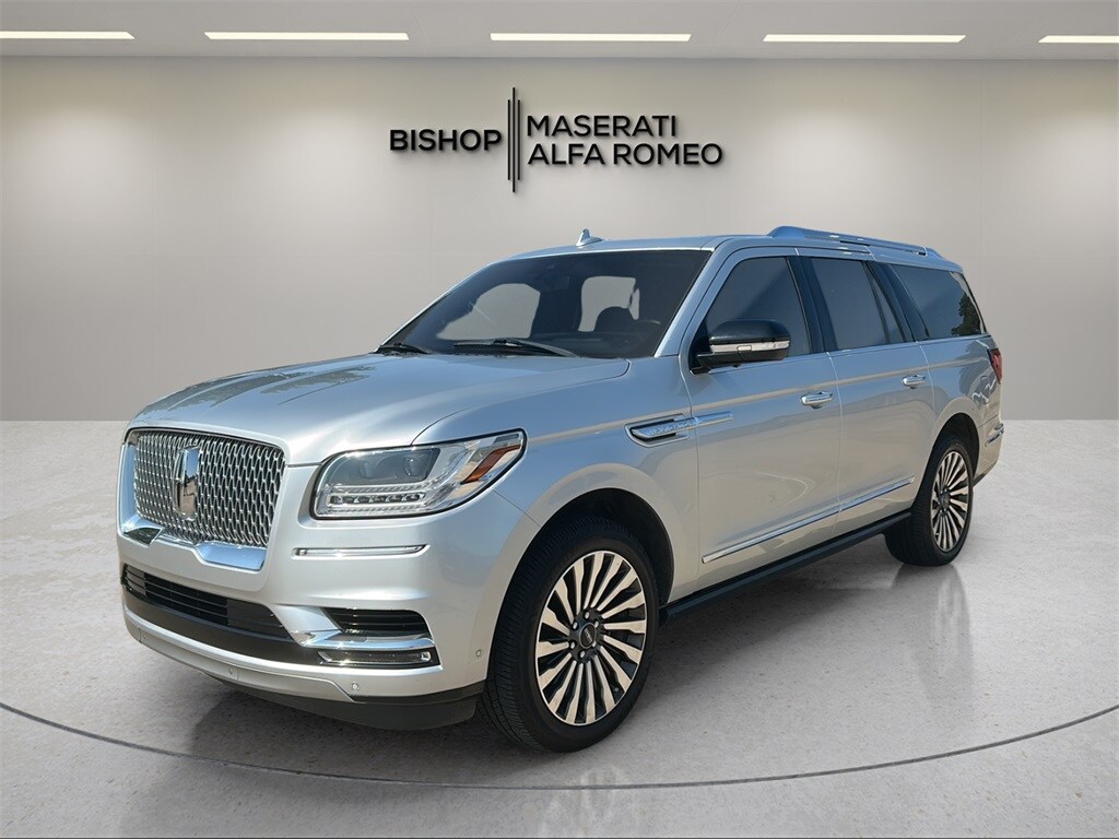 2019 Lincoln Navigator L Reserve photo 3