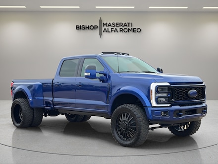 2026 Ford F-450SD Platinum Truck