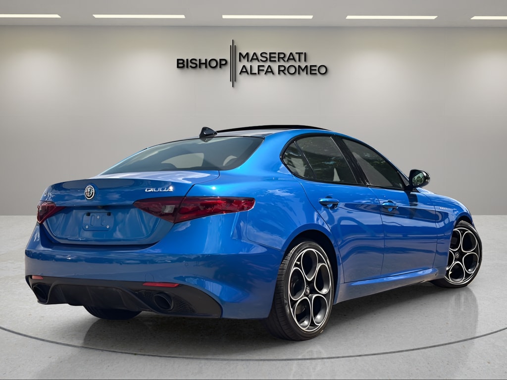 Used 2023 Alfa Romeo Giulia Veloce Sedan