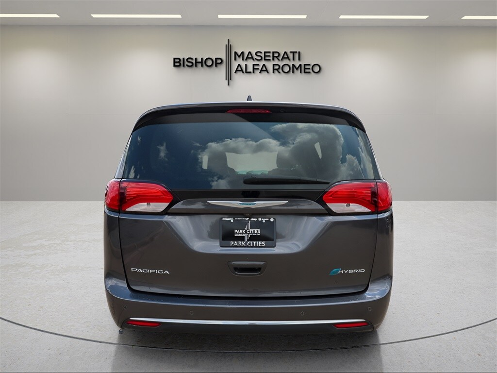 2018 Chrysler Pacifica Hybrid Limited photo 4