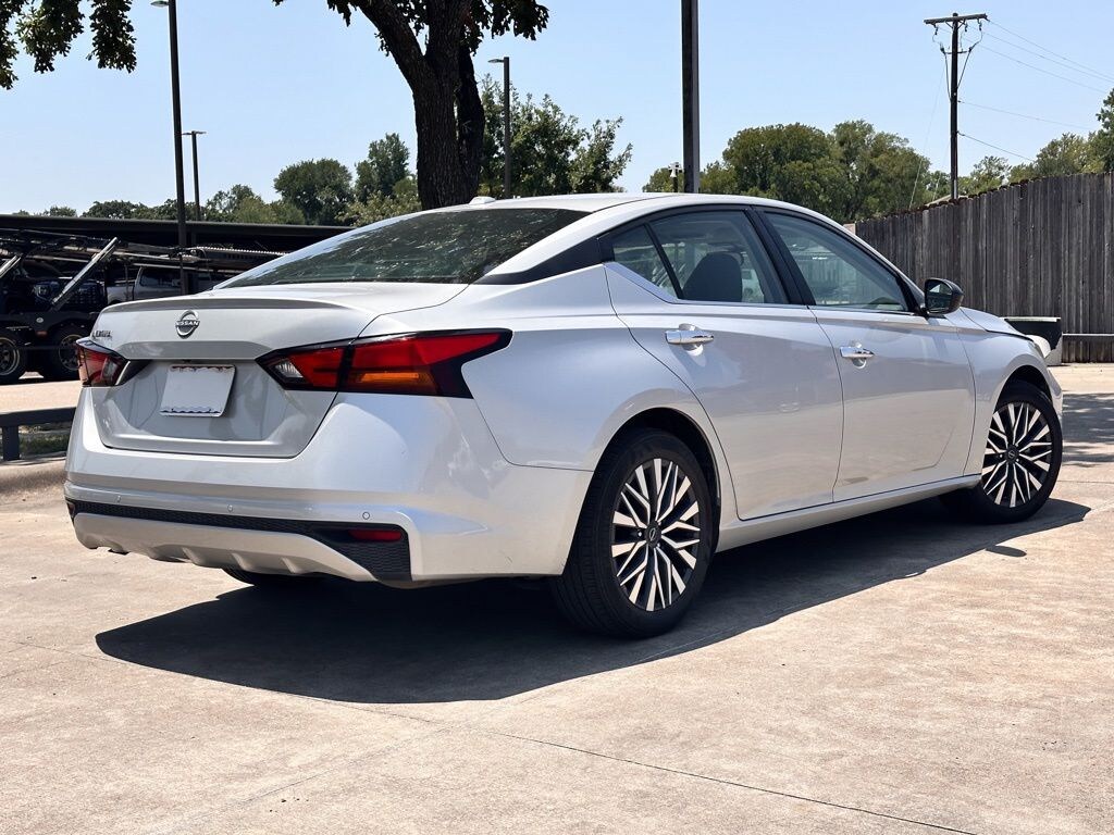 Used 2025 Nissan Altima 2.5 SV Sedan