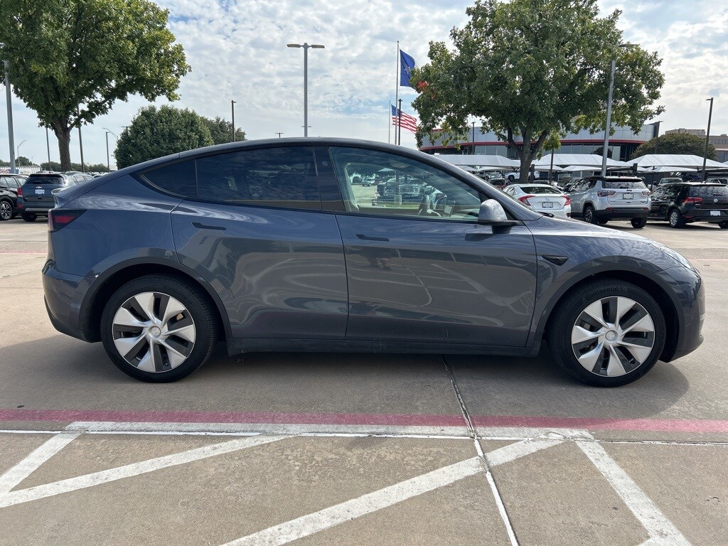 2023 Tesla Model Y Long Range photo 4