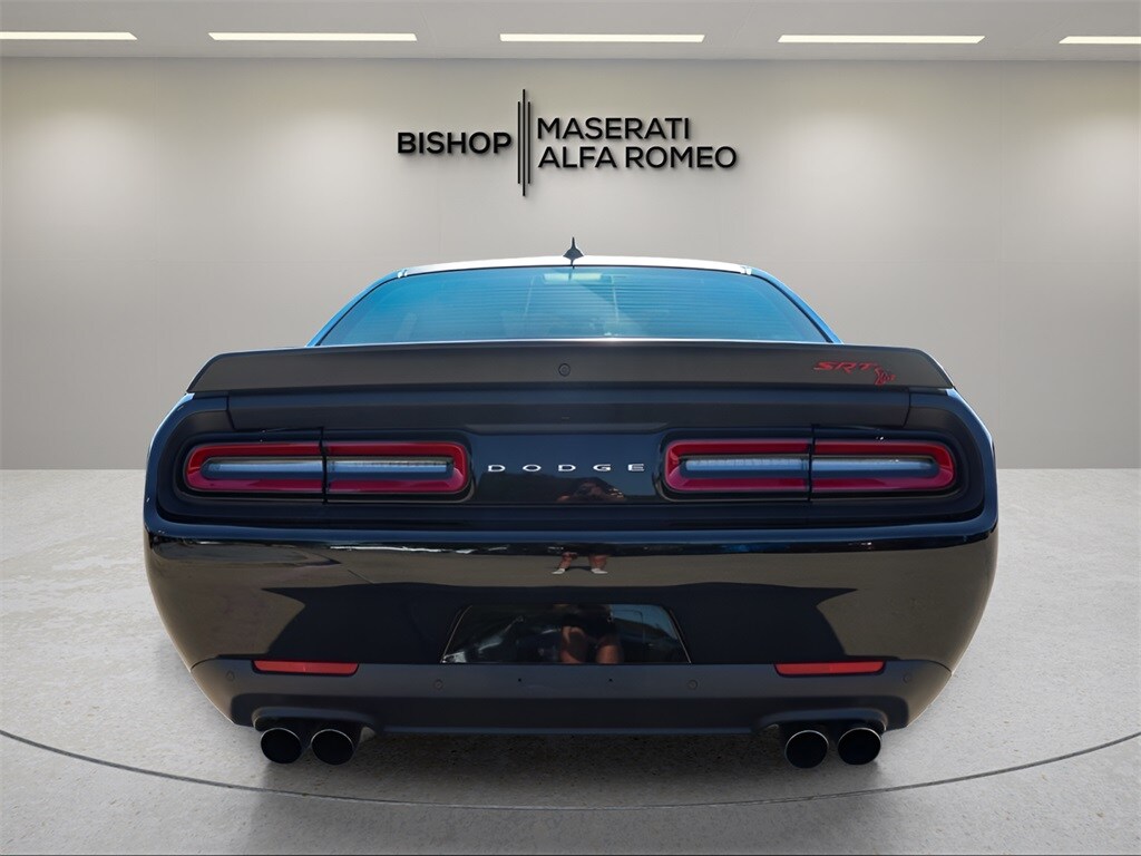 2015 Dodge Challenger SRT8 Hellcat photo 3