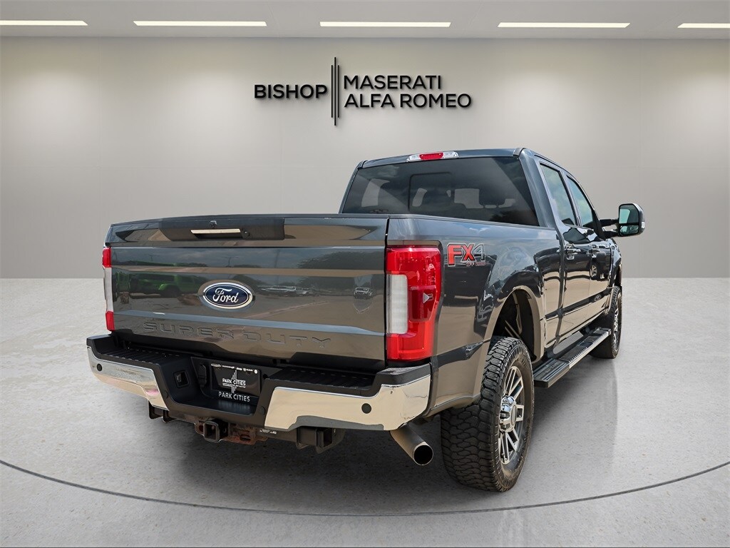 2018 Ford F-250 photo 2