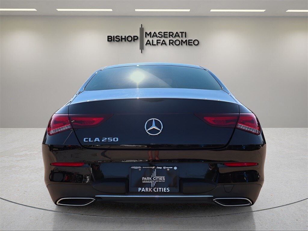 2022 Mercedes Benz CLA 250 photo 4