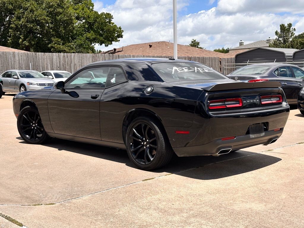 Used 2018 Dodge Challenger SXT Coupe
