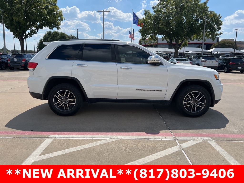 2019 Jeep Grand Cherokee Limited photo 2