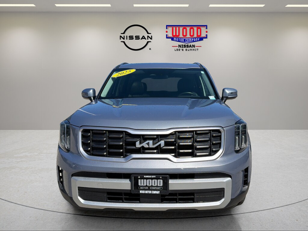 Used 2025 Kia Telluride S SUV
