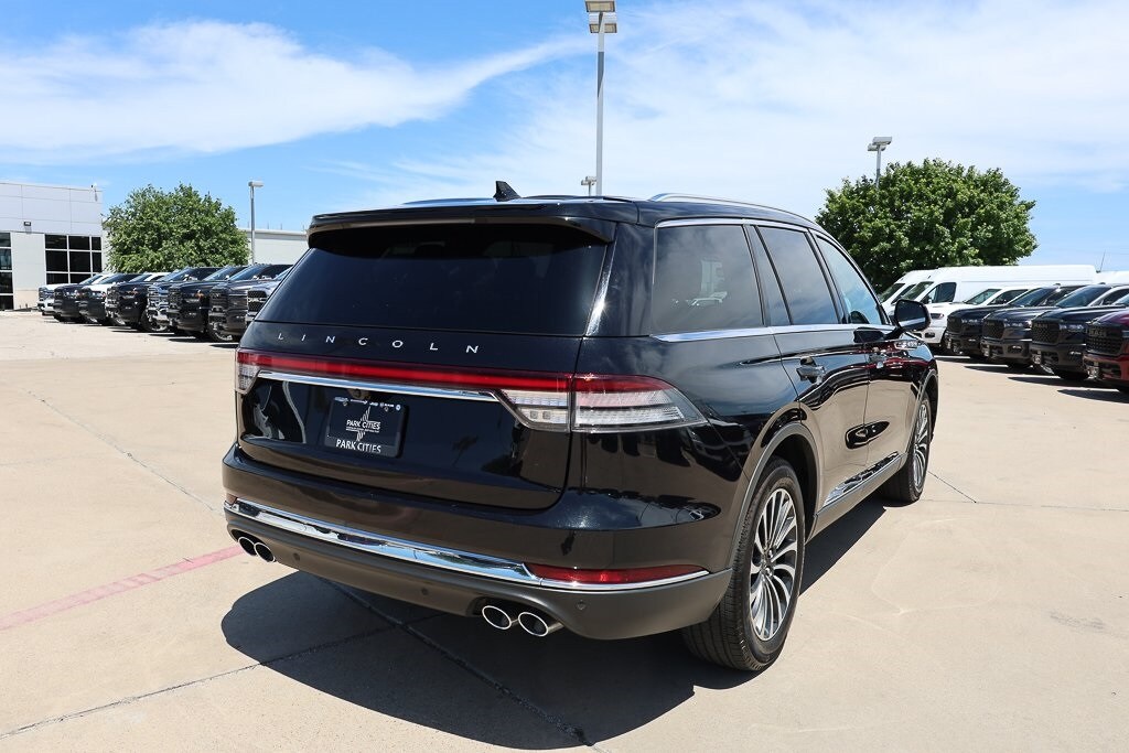 2023 Lincoln Aviator Reserve photo 3