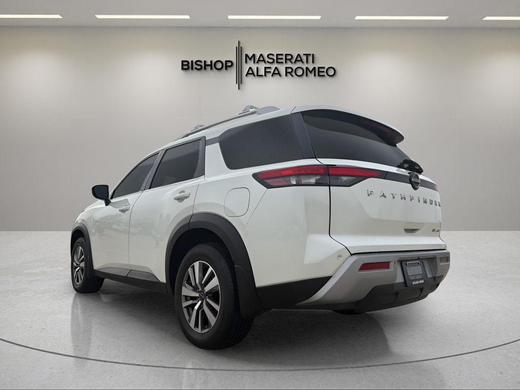 Used 2023 Nissan Pathfinder SL SUV