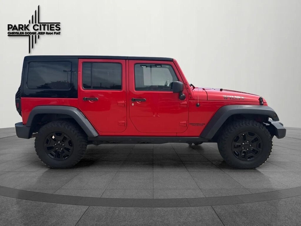 2017 Jeep Wrangler Unlimited Willys photo 2