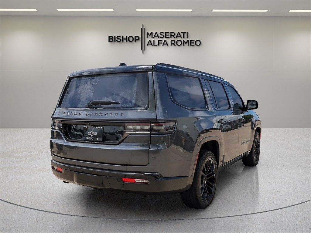 2024 Jeep Grand Wagoneer II photo 3