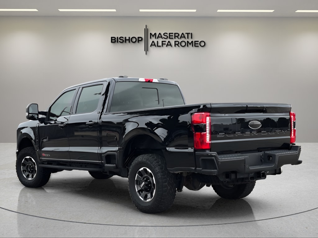Used 2023 Ford F-250SD Lariat Truck