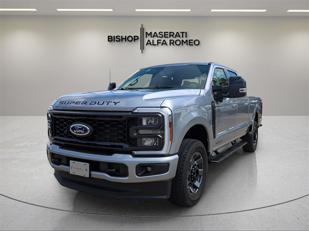 Used 2024 Ford F-250SD Lariat Truck