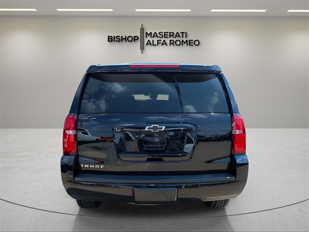 2016 Chevrolet Tahoe LT photo 4