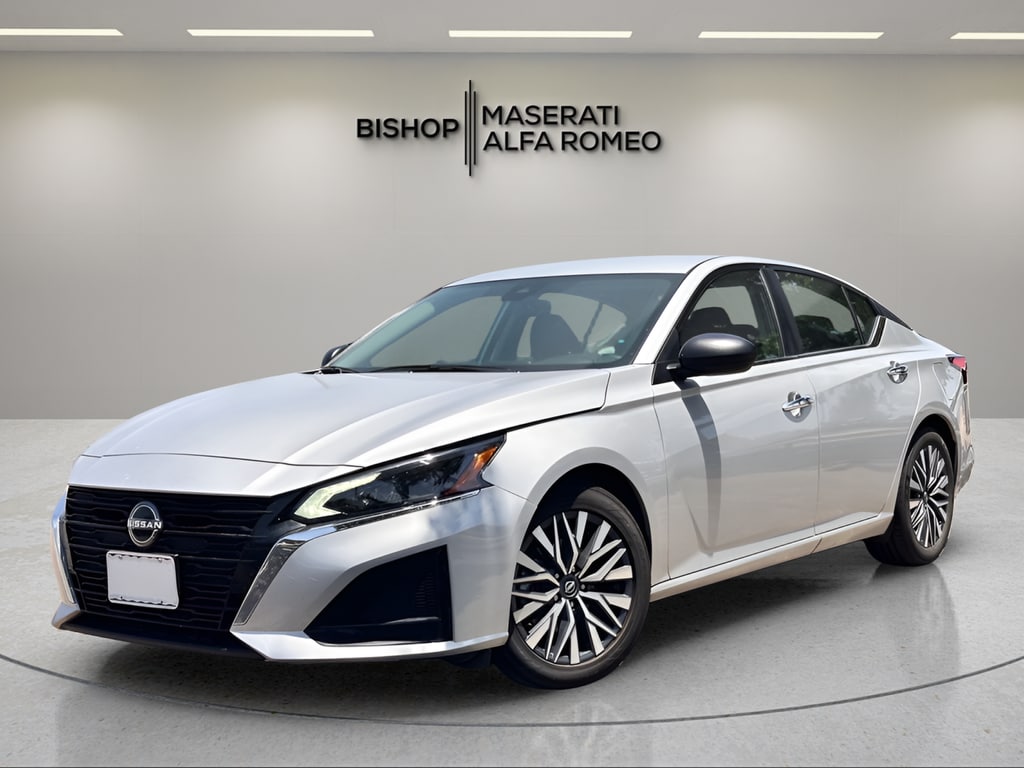 Used 2025 Nissan Altima 2.5 SV Sedan