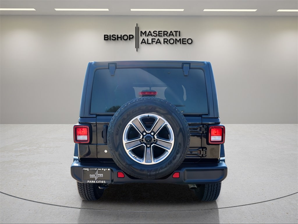 2019 Jeep Wrangler Unlimited Sahara photo 4