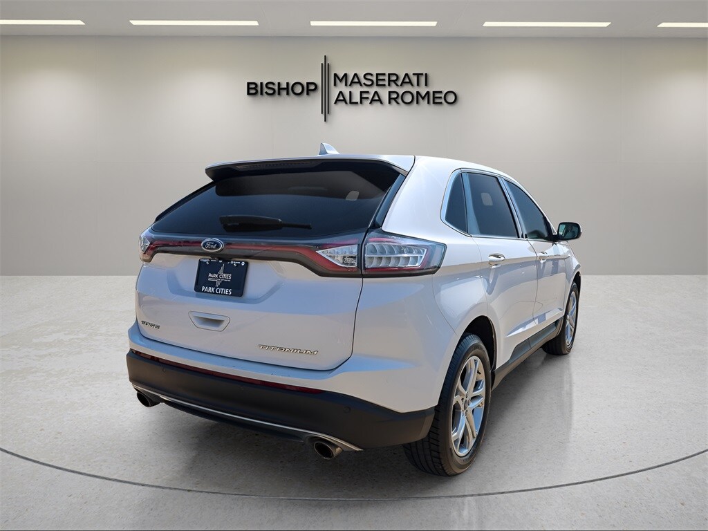 2016 Ford Edge Titanium photo 3