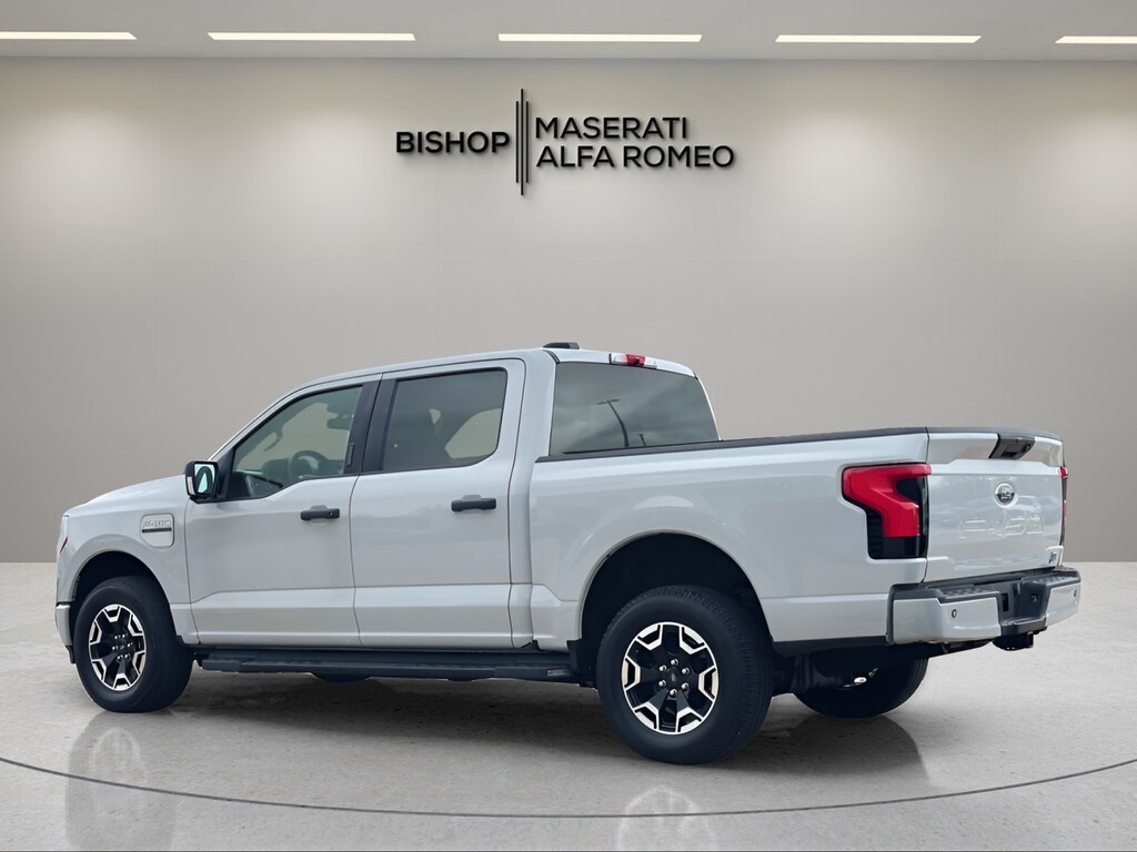 Used 2023 Ford F-150 Lightning XLT Truck
