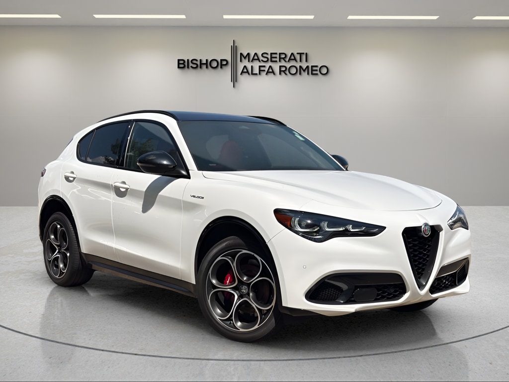 Used 2025 Alfa Romeo Stelvio Base SUV