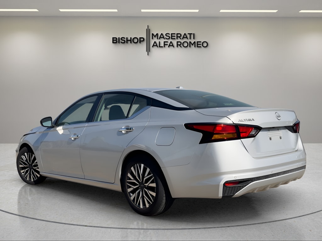 Used 2025 Nissan Altima 2.5 SV Sedan