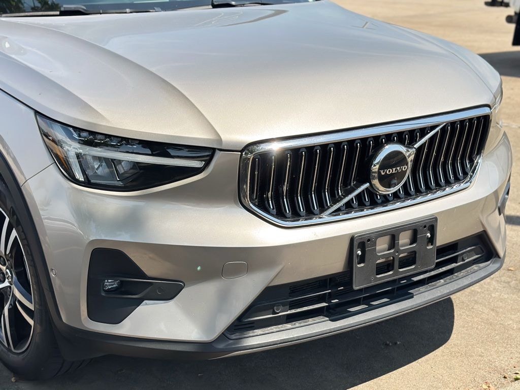 Used 2023 Volvo XC40 B5 Plus Bright Theme SUV
